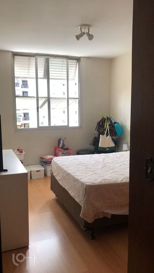Image 3 - 320271