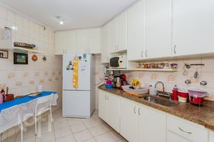 Image 38 - 320284