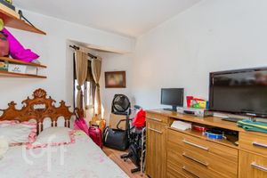 Image 23 - 320284