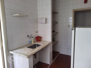 Image 14 - 320427