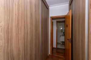 Image 25 - 320474