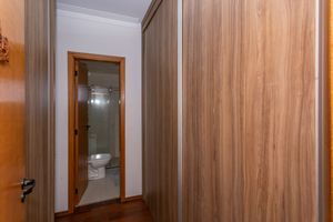 Image 26 - 320474