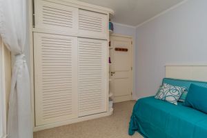 Image 29 - 320911