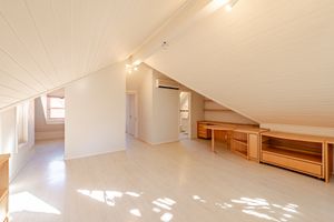 Image 17 - 320911