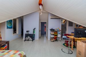 Image 31 - 320911