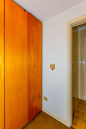 Image 57 - 321025