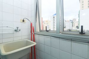 Image 12 - 321584