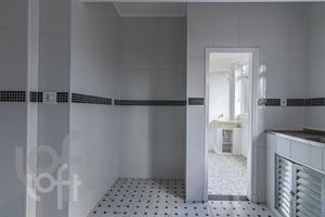 Image 19 - 321815