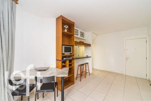Image 10 - 322418