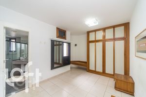 Image 4 - 322418