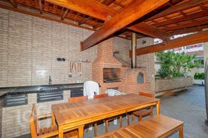 Image 30 - 322516