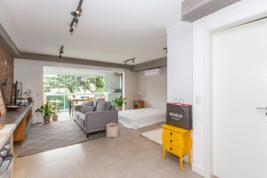 Image 13 - 322533