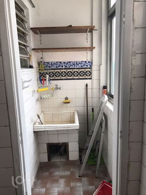 Image 3 - 322562