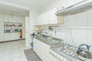 Image 38 - 322573