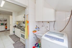 Image 42 - 322573
