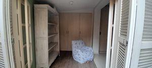 Image 13 - 322573