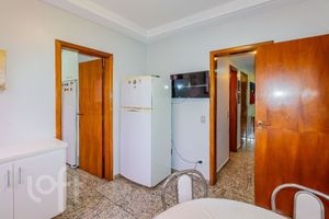 Image 32 - 322920