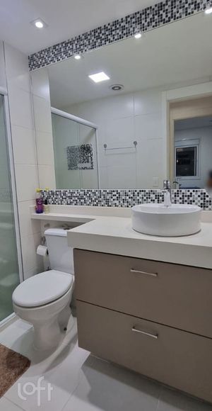 Image 17 - 322929