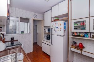 Image 26 - 323297