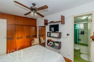 Image 14 - 323297