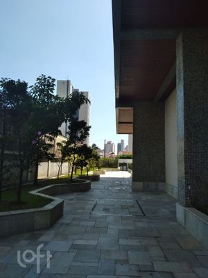Image 32 - 323408