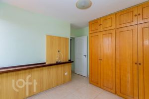 Image 30 - 323469