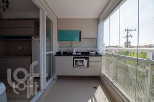 Image 13 - 323535
