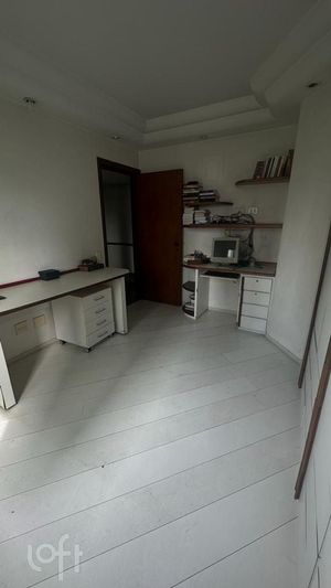 Image 44 - 323602