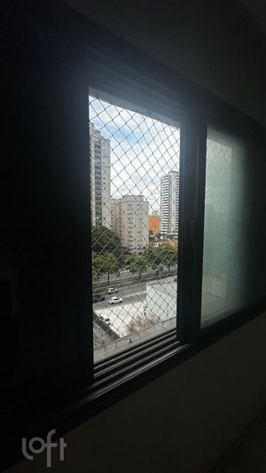Image 52 - 323602