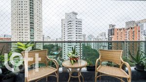 Image 10 - 323618
