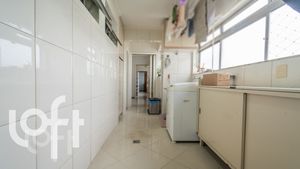Image 32 - 323618