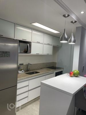 Image 19 - 323626