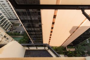 Image 19 - 323667