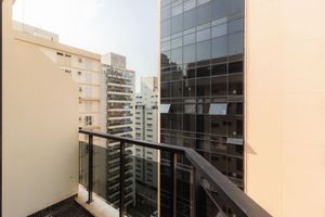Image 17 - 323667