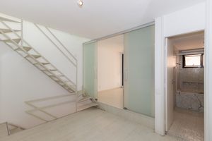 Image 21 - 323667