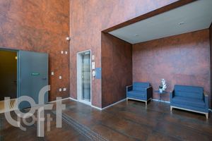 Image 33 - 323832