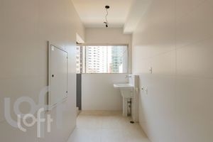 Image 21 - 323832