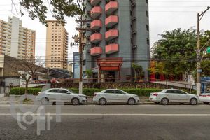 Image 11 - 323856