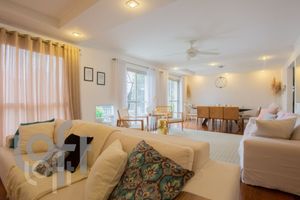 Image 16 - 323866