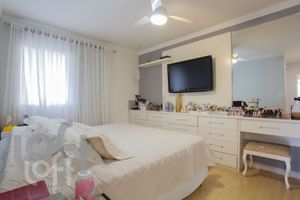 Image 35 - 323866