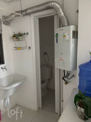 Image 4 - 323869