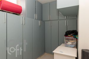 Image 27 - 323940
