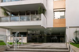 Image 38 - 323940