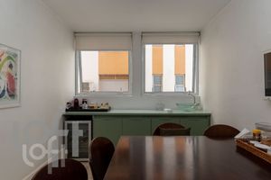 Image 31 - 323940