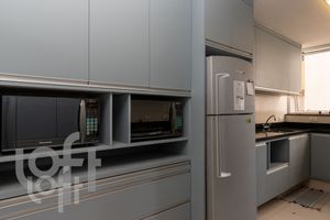 Image 32 - 323940