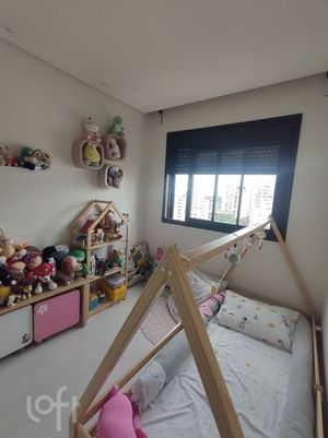 Image 29 - 324077
