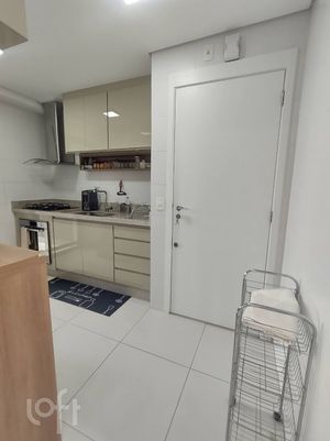 Image 15 - 324077