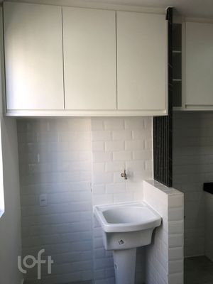 Image 19 - 324255