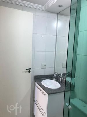 Image 13 - 324308