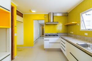 Image 6 - 325037